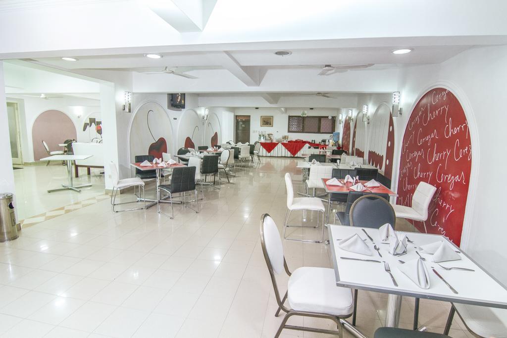 Hotel Regina Cochabamba Esterno foto
